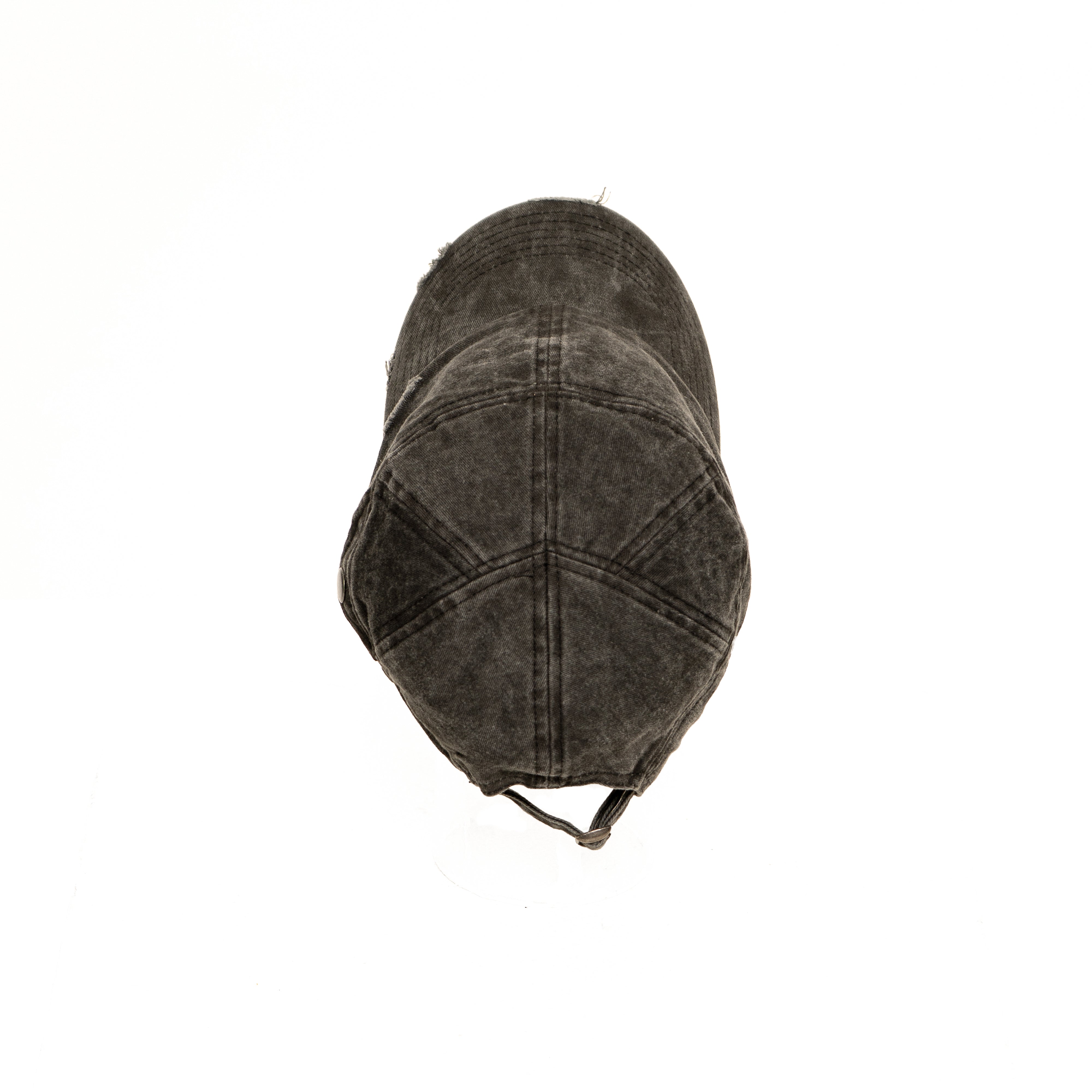 12-PANEL CAP IN WASHED BLACK